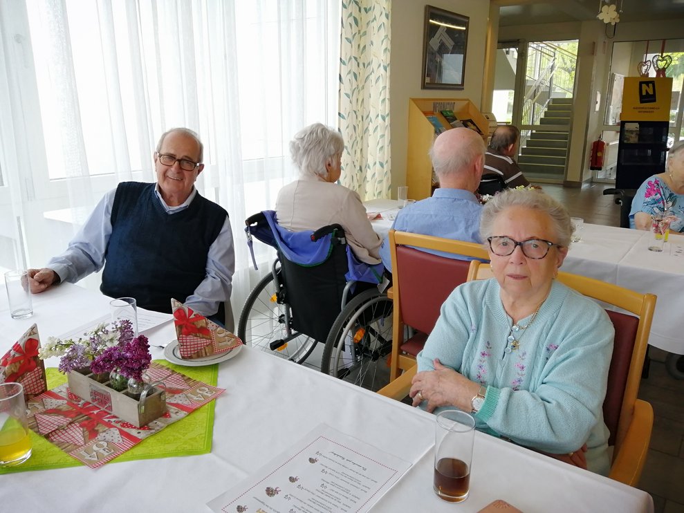 BewohnerInnen und BetreuerInnen.