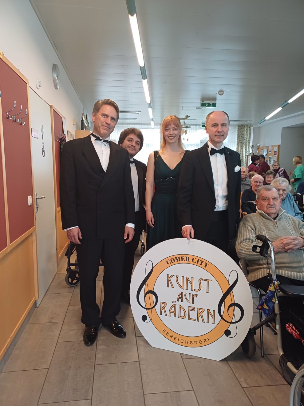 Gruppe Kunst auf Rädern